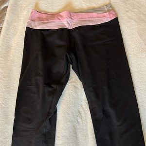 Lulu cropped leggings